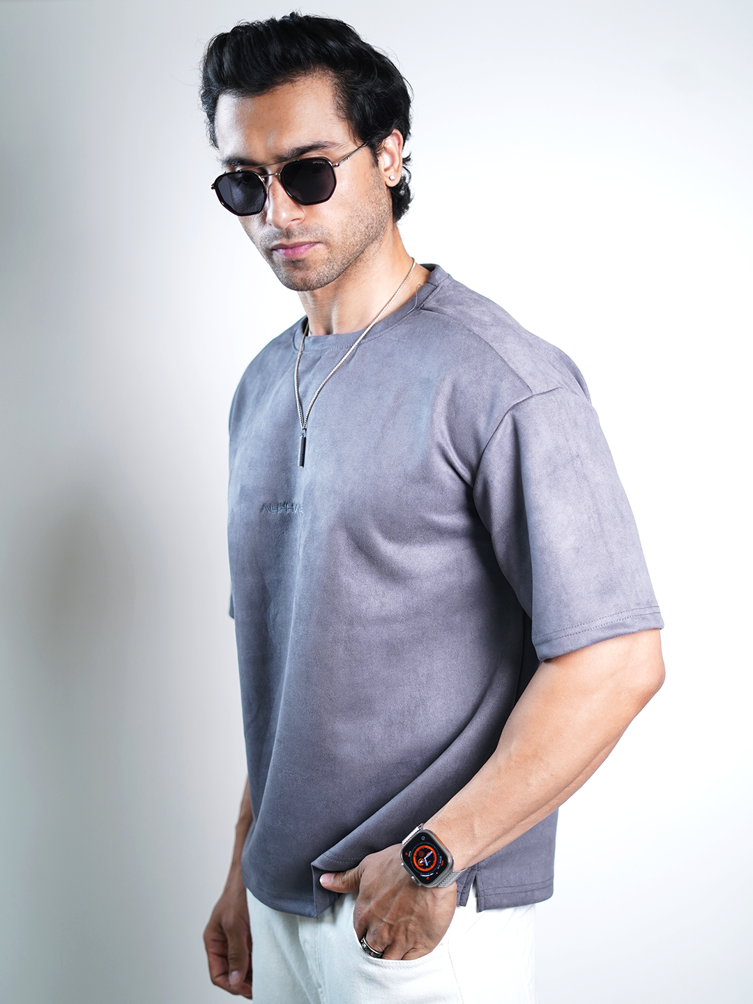 SUEDE EMBROIDERED OVERSIZED TSHIRT