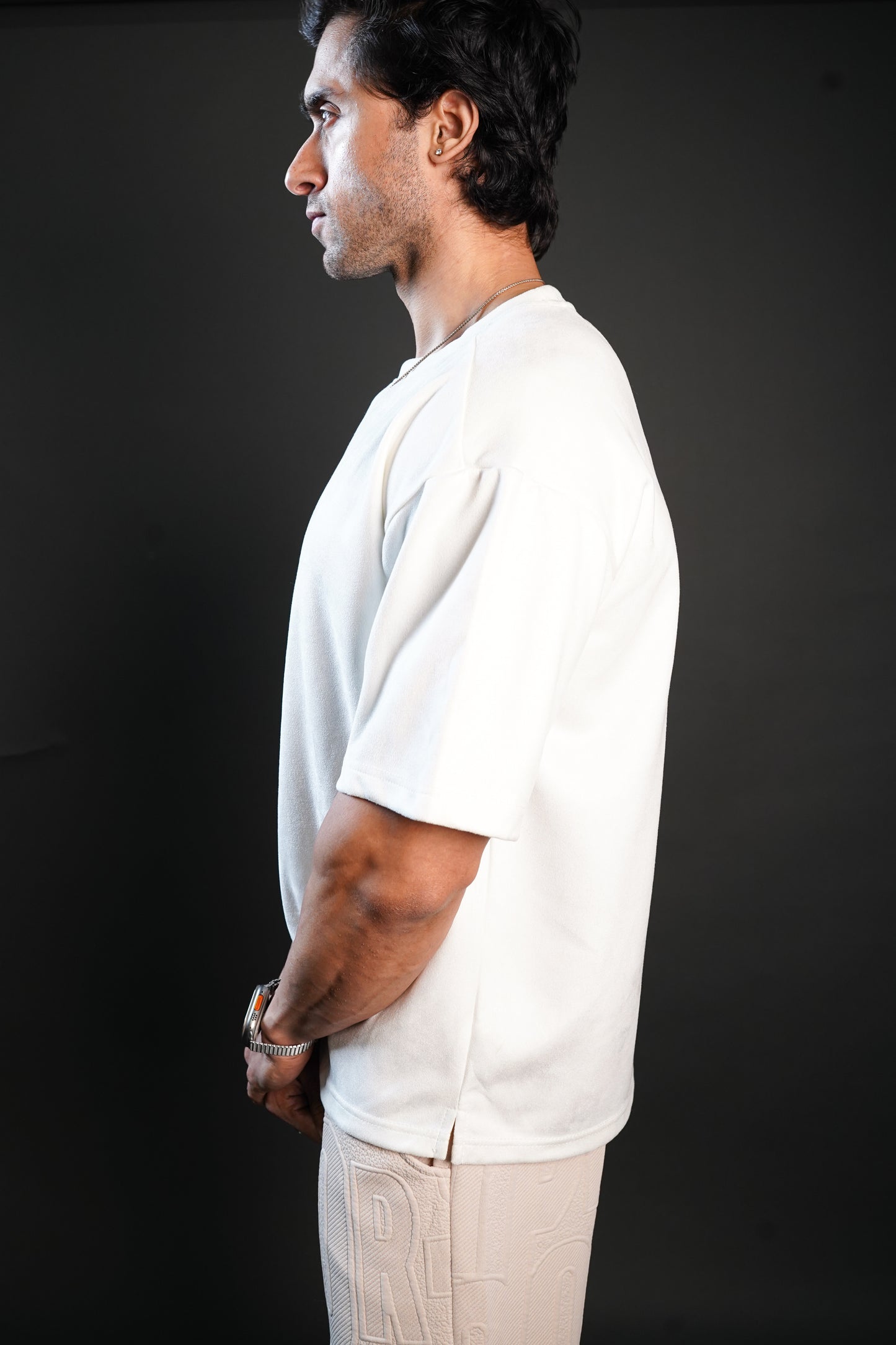 SUEDE EMBROIDERED OVERSIZED TSHIRT