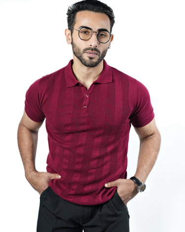 Enigma textured knitted polo T-shirt in Wine color